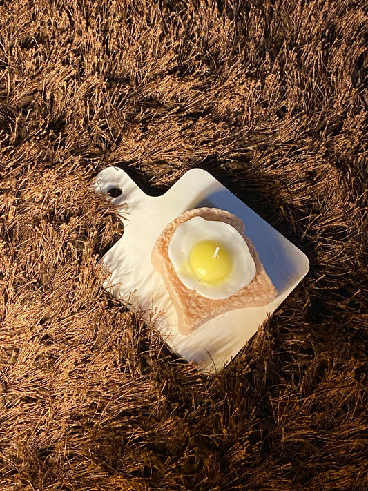 egg and toast candle