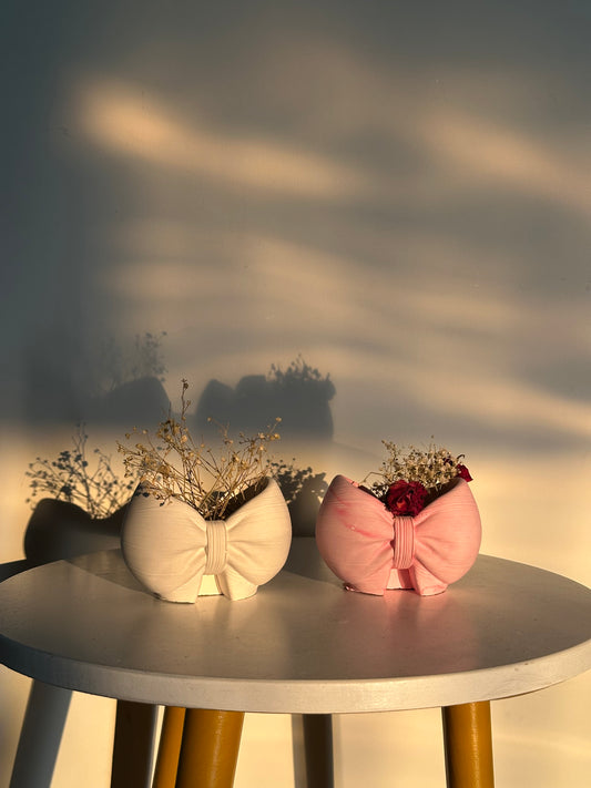 chic bow vase